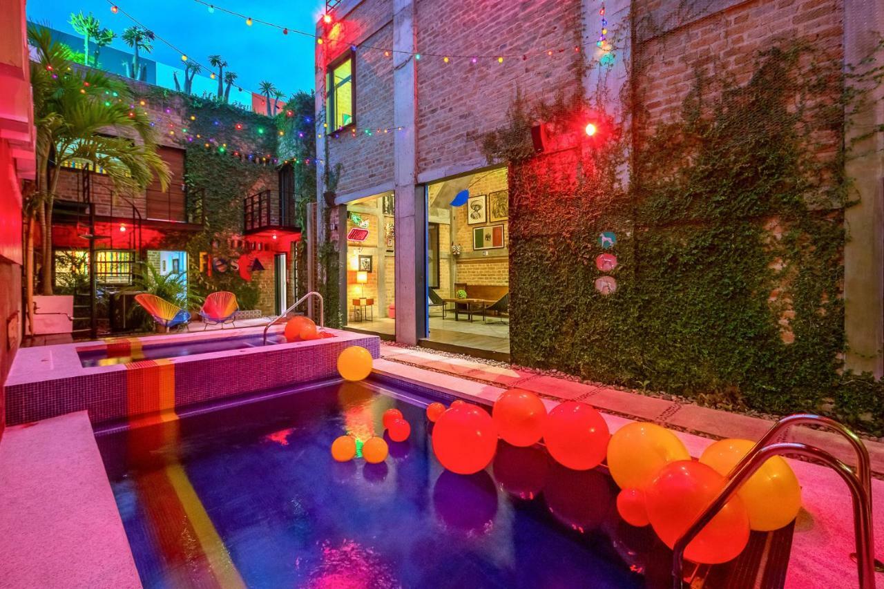 بويرتو فالارتا Pinata Pv Gay Hotel المظهر الخارجي الصورة